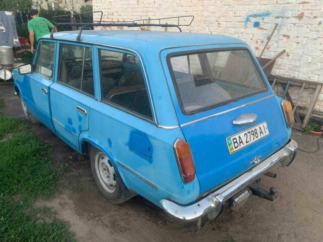 Синий ВАЗ 2102, объемом двигателя 1.3 л и пробегом 500 тыс. км за 500 $, фото 5 на Automoto.ua