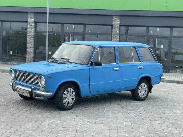 Синий ВАЗ 2102, объемом двигателя 1.2 л и пробегом 1000 тыс. км за 600 $, фото 3 на Automoto.ua