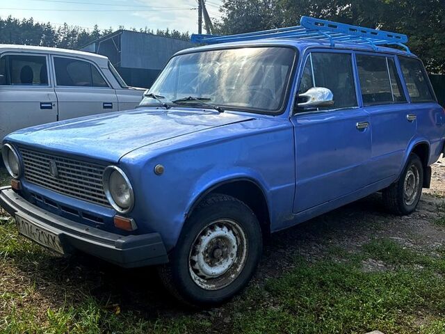 Синий ВАЗ 2102, объемом двигателя 1.3 л и пробегом 200 тыс. км за 600 $, фото 1 на Automoto.ua
