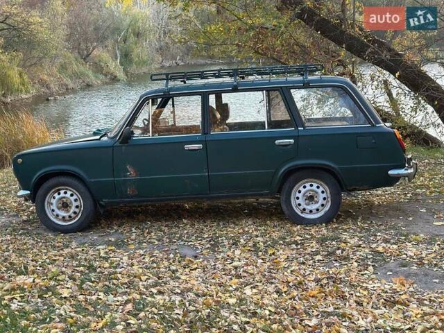 Зеленый ВАЗ 2102, объемом двигателя 1.6 л и пробегом 60 тыс. км за 1000 $, фото 2 на Automoto.ua