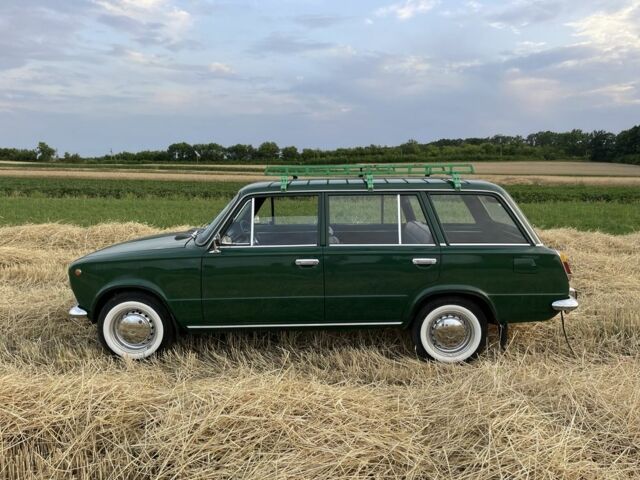 ВАЗ 2102 1977 в Каменке на Automoto.ua Зеленый ВАЗ 2102, объемом двигателя 0 л и пробегом 100 тыс. км за 7500 $, фото 7 на Automoto.ua