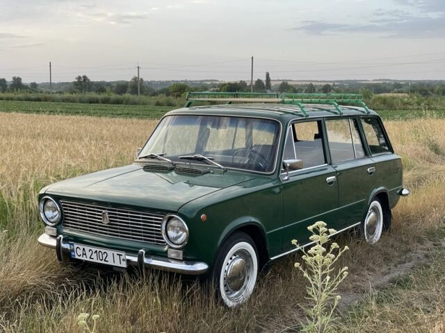 ВАЗ 2102 1977 в Каменке на Automoto.ua Зеленый ВАЗ 2102, объемом двигателя 0 л и пробегом 100 тыс. км за 7500 $, фото 9 на Automoto.ua