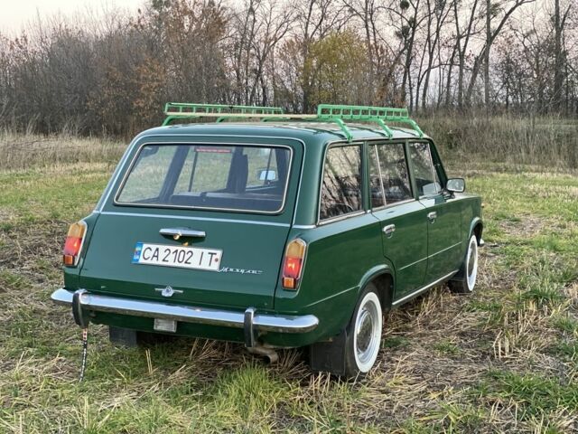 ВАЗ 2102 1977 в Каменке на Automoto.ua Зеленый ВАЗ 2102, объемом двигателя 0 л и пробегом 100 тыс. км за 7500 $, фото 3 на Automoto.ua
