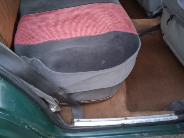 Зеленый ВАЗ 2102, объемом двигателя 1.2 л и пробегом 5 тыс. км за 450 $, фото 3 на Automoto.ua