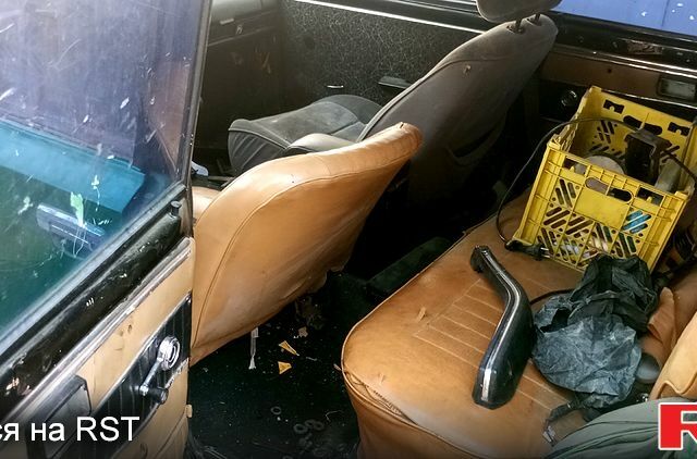 Зеленый ВАЗ 2102, объемом двигателя 1.6 л и пробегом 300 тыс. км за 850 $, фото 4 на Automoto.ua