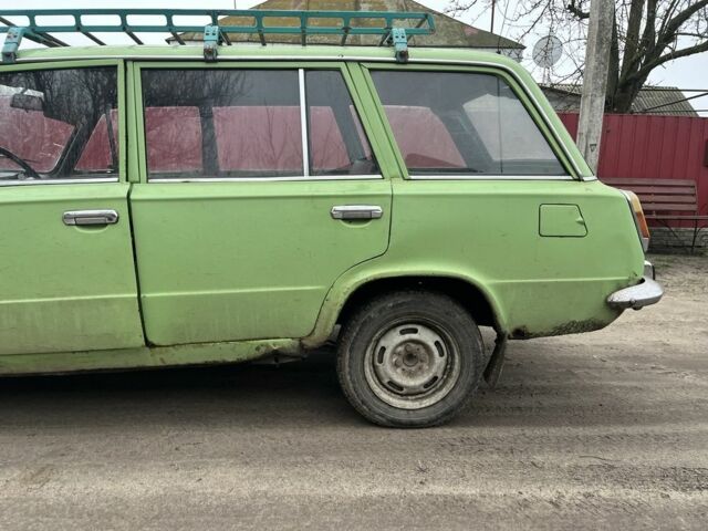 Зеленый ВАЗ 2102, объемом двигателя 0 л и пробегом 70 тыс. км за 500 $, фото 1 на Automoto.ua
