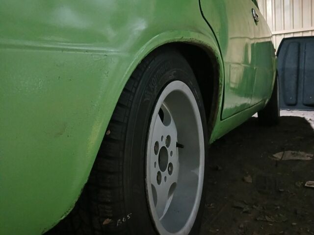 Зеленый ВАЗ 2102, объемом двигателя 0 л и пробегом 300 тыс. км за 831 $, фото 5 на Automoto.ua