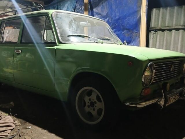 Зеленый ВАЗ 2102, объемом двигателя 0 л и пробегом 300 тыс. км за 831 $, фото 4 на Automoto.ua