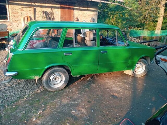 Зеленый ВАЗ 2102, объемом двигателя 0 л и пробегом 100 тыс. км за 500 $, фото 3 на Automoto.ua