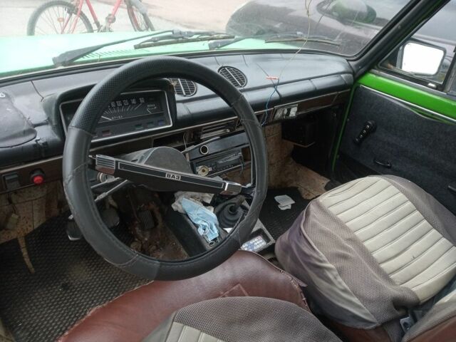 Зеленый ВАЗ 2102, объемом двигателя 1.2 л и пробегом 71 тыс. км за 365 $, фото 5 на Automoto.ua