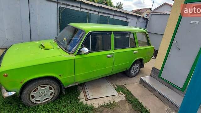 Зеленый ВАЗ 2102, объемом двигателя 1.5 л и пробегом 300 тыс. км за 450 $, фото 3 на Automoto.ua