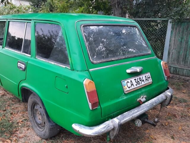 Зеленый ВАЗ 2102, объемом двигателя 0 л и пробегом 300 тыс. км за 528 $, фото 1 на Automoto.ua