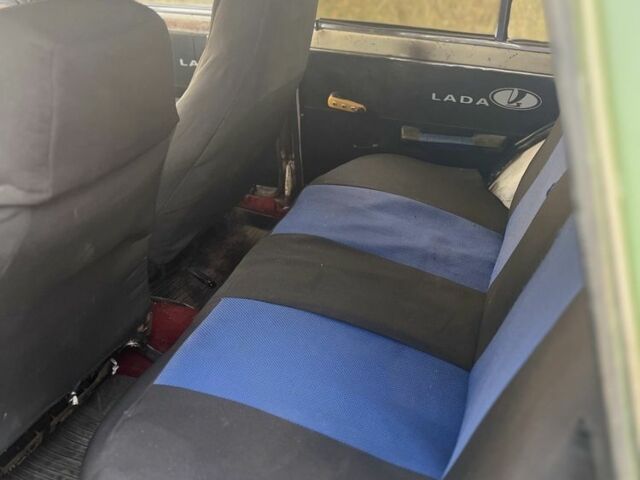 Зеленый ВАЗ 2102, объемом двигателя 1.2 л и пробегом 120 тыс. км за 350 $, фото 5 на Automoto.ua