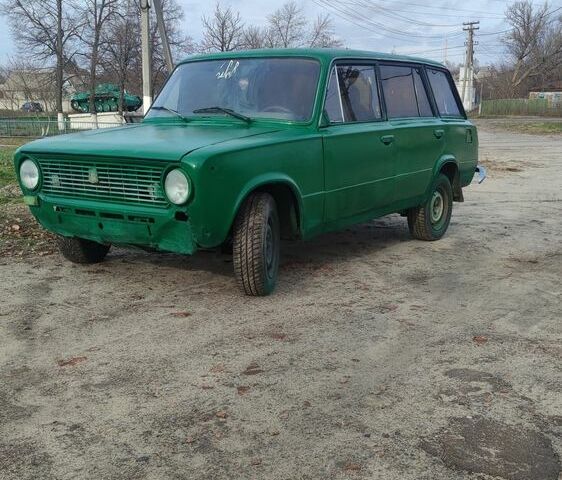 Зеленый ВАЗ 2102, объемом двигателя 1.5 л и пробегом 35 тыс. км за 400 $, фото 1 на Automoto.ua