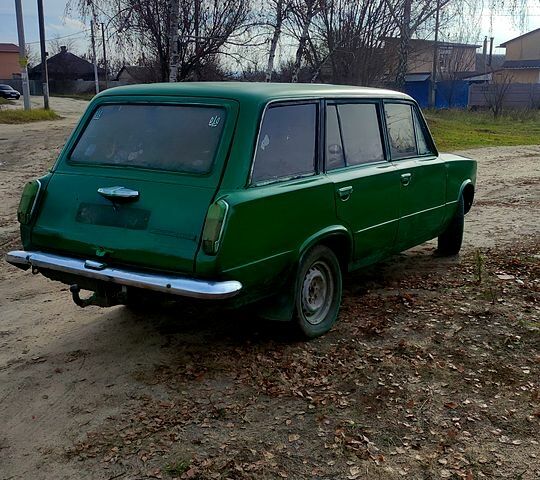 Зелений ВАЗ 2102, об'ємом двигуна 1.5 л та пробігом 0 тис. км за 400 $, фото 3 на Automoto.ua