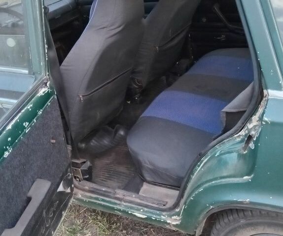 Зеленый ВАЗ 2102, объемом двигателя 1 л и пробегом 58 тыс. км за 413 $, фото 3 на Automoto.ua