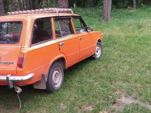 Оранжевый ВАЗ 2102, объемом двигателя 0 л и пробегом 42 тыс. км за 1300 $, фото 1 на Automoto.ua