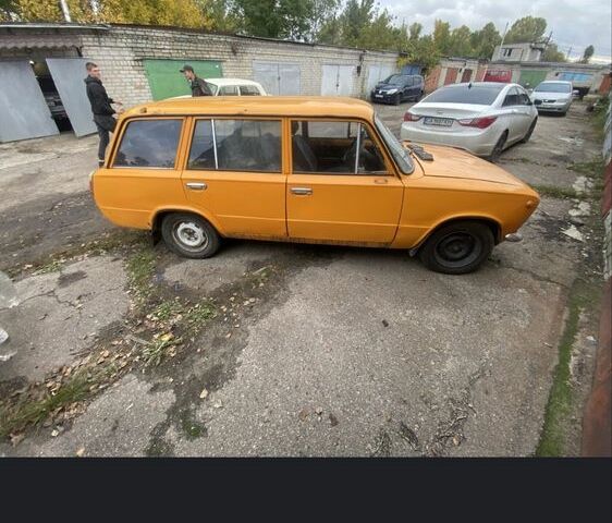 Помаранчевий ВАЗ 2102, об'ємом двигуна 0 л та пробігом 250 тис. км за 476 $, фото 1 на Automoto.ua