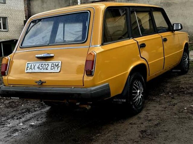 Оранжевый ВАЗ 2102, объемом двигателя 0 л и пробегом 200 тыс. км за 1400 $, фото 2 на Automoto.ua