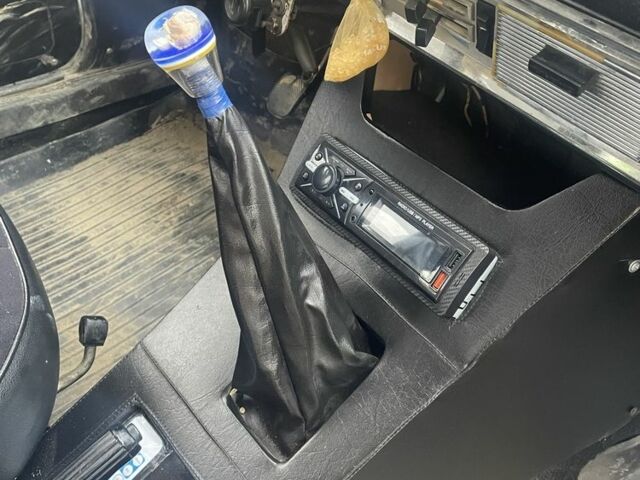 Белый ВАЗ 2103, объемом двигателя 1.3 л и пробегом 320 тыс. км за 477 $, фото 6 на Automoto.ua