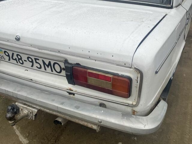 Белый ВАЗ 2103, объемом двигателя 1.3 л и пробегом 320 тыс. км за 477 $, фото 2 на Automoto.ua