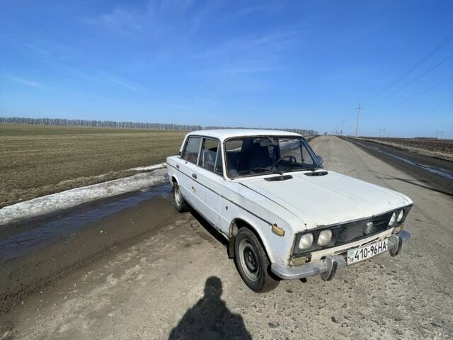 Белый ВАЗ 2103, объемом двигателя 1.5 л и пробегом 3 тыс. км за 362 $, фото 4 на Automoto.ua