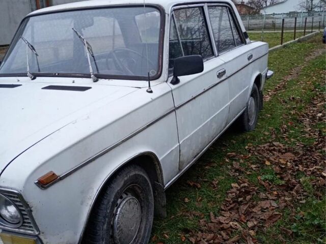 Белый ВАЗ 2103, объемом двигателя 1.3 л и пробегом 100 тыс. км за 650 $, фото 3 на Automoto.ua