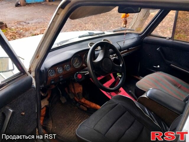 Білий ВАЗ 2103, об'ємом двигуна 1.6 л та пробігом 85 тис. км за 700 $, фото 2 на Automoto.ua