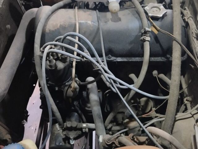 Белый ВАЗ 2103, объемом двигателя 0 л и пробегом 288 тыс. км за 238 $, фото 9 на Automoto.ua