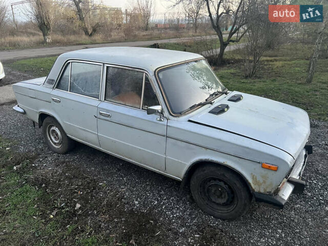 Белый ВАЗ 2103, объемом двигателя 0 л и пробегом 200 тыс. км за 350 $, фото 3 на Automoto.ua