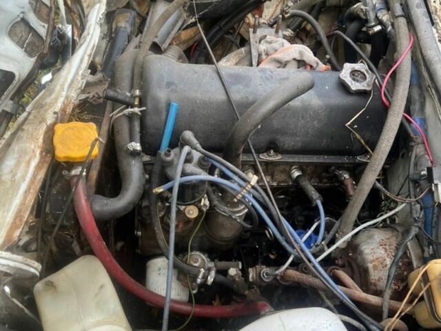 Белый ВАЗ 2103, объемом двигателя 1.5 л и пробегом 150 тыс. км за 227 $, фото 4 на Automoto.ua