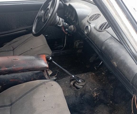 Білий ВАЗ 2103, об'ємом двигуна 0 л та пробігом 1000 тис. км за 319 $, фото 3 на Automoto.ua