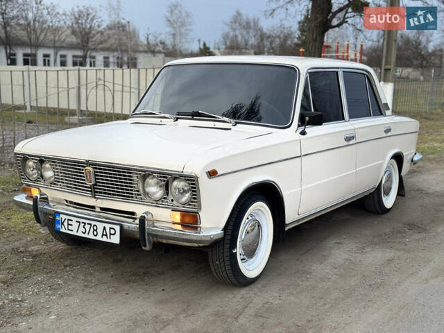 Білий ВАЗ 2103, об'ємом двигуна 1.45 л та пробігом 300 тис. км за 1550 $, фото 7 на Automoto.ua
