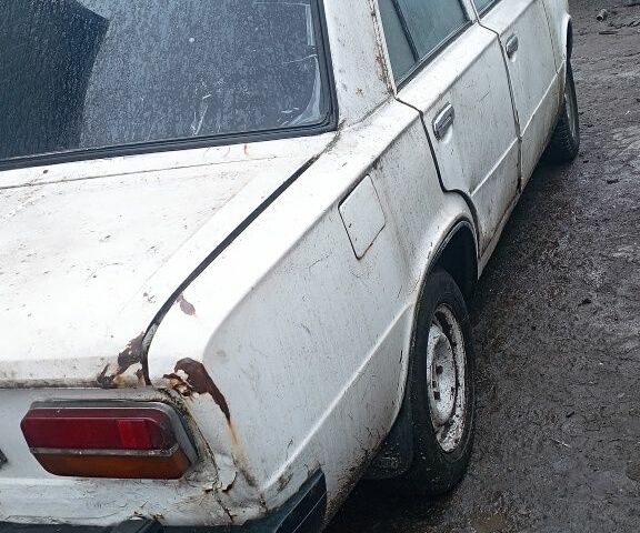 Білий ВАЗ 2103, об'ємом двигуна 0 л та пробігом 1000 тис. км за 319 $, фото 1 на Automoto.ua