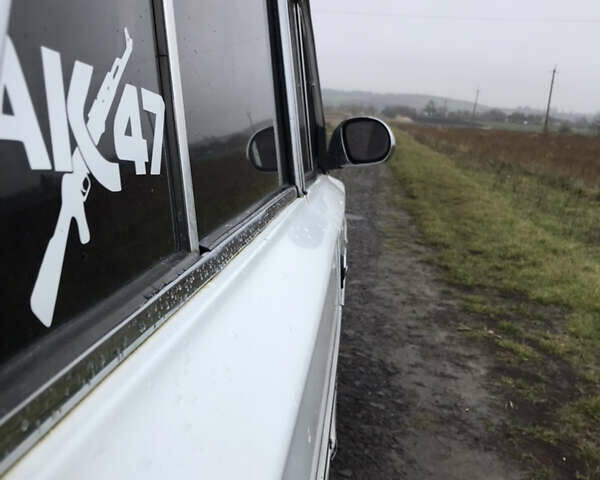 Белый ВАЗ 2103, объемом двигателя 1.5 л и пробегом 43 тыс. км за 616 $, фото 4 на Automoto.ua