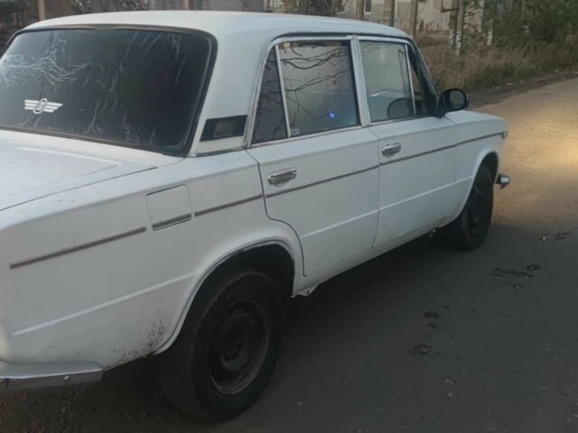 Білий ВАЗ 2103, об'ємом двигуна 1.5 л та пробігом 50 тис. км за 350 $, фото 2 на Automoto.ua