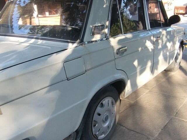 Белый ВАЗ 2103, объемом двигателя 1.5 л и пробегом 90 тыс. км за 718 $, фото 3 на Automoto.ua