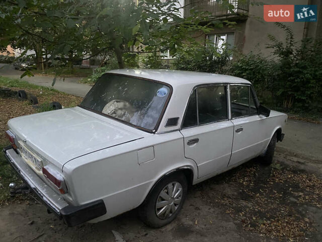 Білий ВАЗ 2103, об'ємом двигуна 1.5 л та пробігом 376 тис. км за 500 $, фото 3 на Automoto.ua