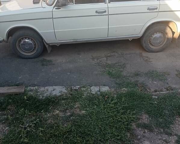 Белый ВАЗ 2103, объемом двигателя 1.5 л и пробегом 102 тыс. км за 1250 $, фото 2 на Automoto.ua