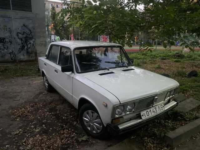 Белый ВАЗ 2103, объемом двигателя 1.5 л и пробегом 376 тыс. км за 300 $, фото 1 на Automoto.ua