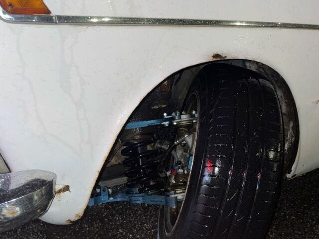 Белый ВАЗ 2103, объемом двигателя 1.5 л и пробегом 666 тыс. км за 800 $, фото 4 на Automoto.ua