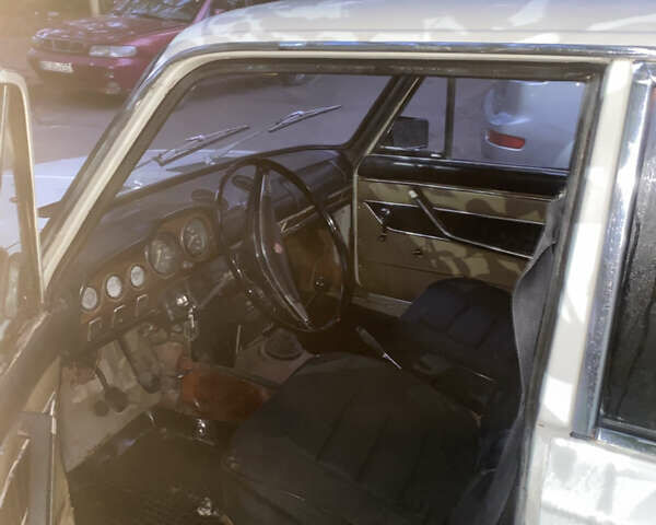Білий ВАЗ 2103, об'ємом двигуна 1.5 л та пробігом 376 тис. км за 500 $, фото 10 на Automoto.ua