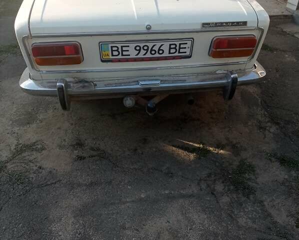 Белый ВАЗ 2103, объемом двигателя 1.5 л и пробегом 102 тыс. км за 1250 $, фото 1 на Automoto.ua
