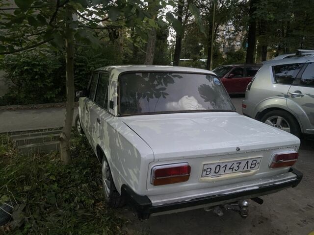 Білий ВАЗ 2103, об'ємом двигуна 1.5 л та пробігом 376 тис. км за 500 $, фото 3 на Automoto.ua