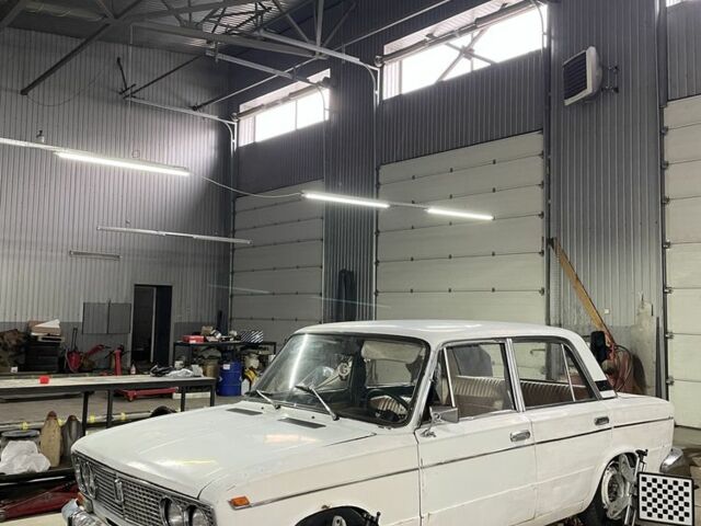 Белый ВАЗ 2103, объемом двигателя 1.5 л и пробегом 666 тыс. км за 800 $, фото 2 на Automoto.ua