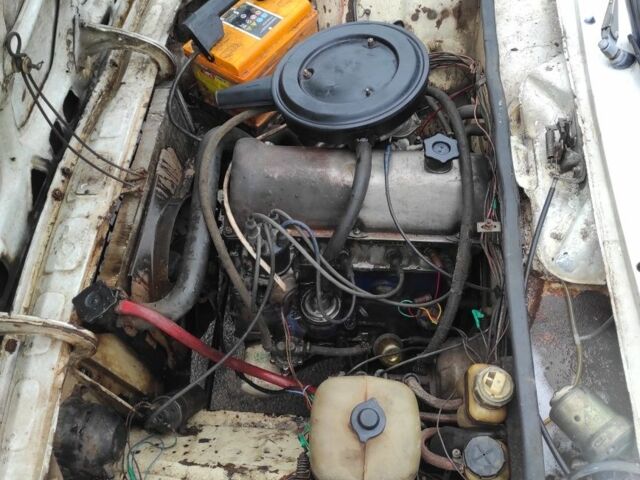 Белый ВАЗ 2103, объемом двигателя 0 л и пробегом 54 тыс. км за 346 $, фото 11 на Automoto.ua