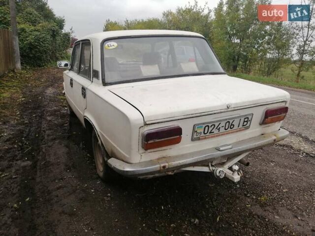 Белый ВАЗ 2103, объемом двигателя 1.5 л и пробегом 350 тыс. км за 300 $, фото 1 на Automoto.ua
