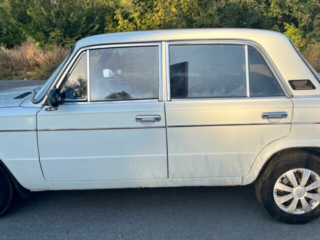 Белый ВАЗ 2103, объемом двигателя 1.5 л и пробегом 80 тыс. км за 1100 $, фото 3 на Automoto.ua