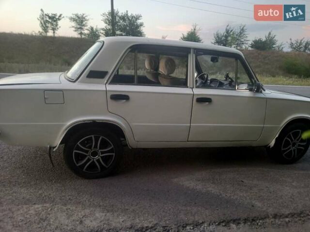 Белый ВАЗ 2103, объемом двигателя 0 л и пробегом 50 тыс. км за 1100 $, фото 9 на Automoto.ua