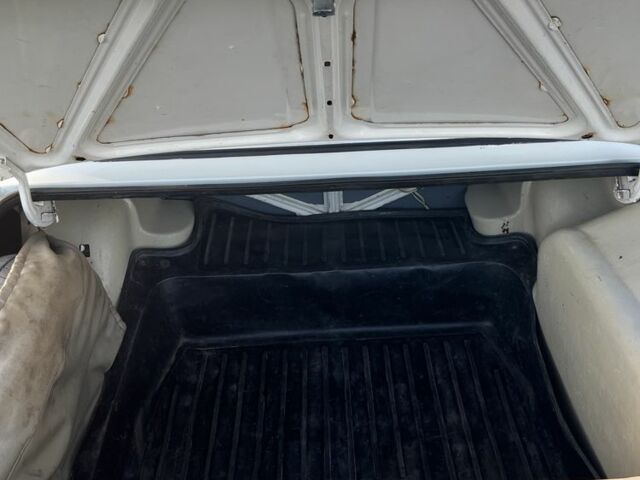 Белый ВАЗ 2103, объемом двигателя 1.5 л и пробегом 80 тыс. км за 1100 $, фото 15 на Automoto.ua